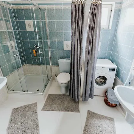 Kipp-kopp Vendeghaz סגד